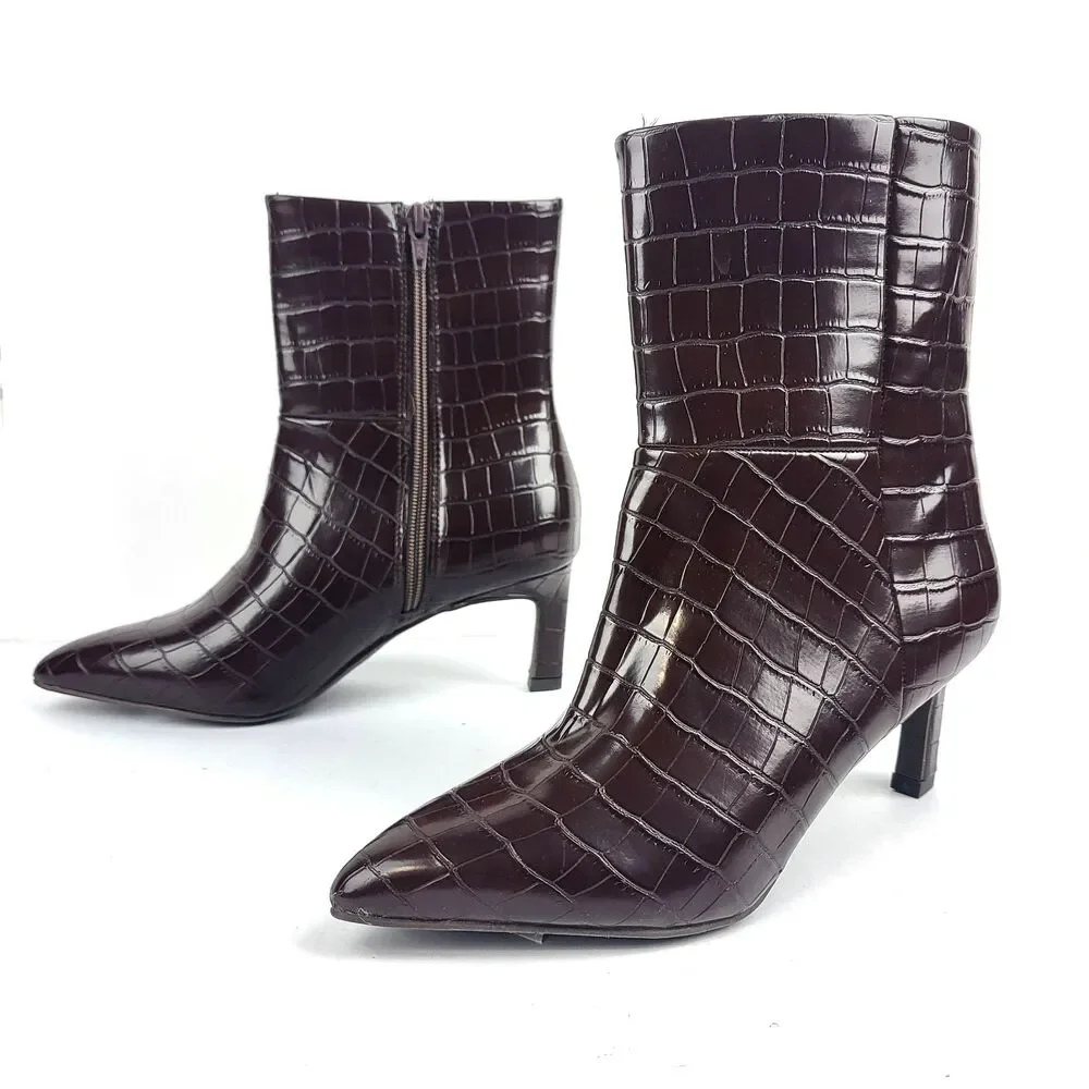 Dolce Vita DV Womens Chocolate Croc-Embossed Gradie Kitten Heel Boot Size 5M